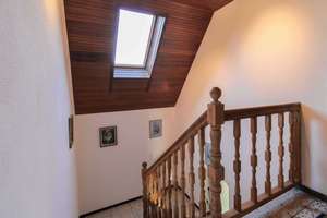 Top Zustand - Modernisiertes Zweifamilienhaus mit Außenwanddämmung,  Garten, Garage, Balkon, Keller – Die vollständige Adresse der Immobilie erhältst du vom Anbieter., 86698 Oberndorf am Lech – Vorschaubild 9