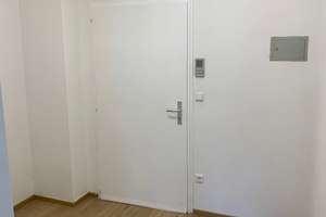 Exklusiv wohnen in Sendling-Westpark: 42 m² mit neuer Einbauküche, Balkon, U6 in 5 Min – 81377 Am Waldfriedhof, München – Vorschaubild 18