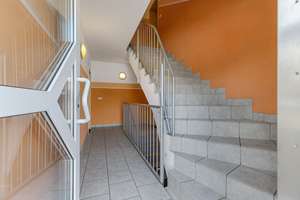 Dachgeschosswohnung in zentrumsnaher Lage des Ingolstädter Südosten inkl. TG-Stellplatz und EBK! – Die vollständige Adresse der Immobilie erhältst du vom Anbieter., 85053 Südost, Ingolstadt – Vorschaubild 6