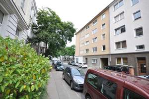 **Erstbezug nach Sanierung** Badewanne, Einbauküche und Laminat – Große Barlinge 1, 30171 Südstadt, Hannover – Vorschaubild 12