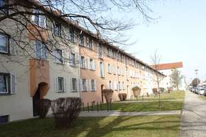 gut geschnittene 2,5 Zimmer Altbau-Whg. plus Riesen Wohnküche – Einhornallee 51, 81377 Am Waldfriedhof, München – Vorschaubild 2