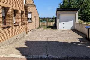 Stilvoll modernisiert: Ihr neues Einfamilienhaus in Brühl-Eckdorf – 50321 Brühl – Vorschaubild 25