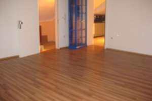 Stilvolle 2-Zimmer-Dachgeschosswohnung in ruhiger Bestlage von Waldtrudering – optional teilmöbliert – Waterbergstraße 24, 81827 Waldtrudering, München – Vorschaubild 6