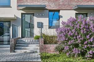 + Großzügige 2-Zimmer-Wohnung mit eigenem Eingang und Terrasse + – Die vollständige Adresse der Immobilie erhältst du vom Anbieter., 22045 Jenfeld, Hamburg – Vorschaubild 1