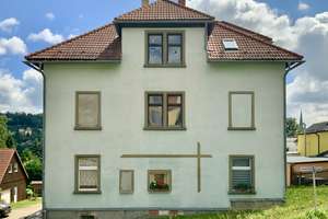 Mehrfamilienhaus in der Seidenblumenstadt – Die vollständige Adresse der Immobilie erhältst du vom Anbieter., 1855 Sebnitz – Vorschaubild 3
