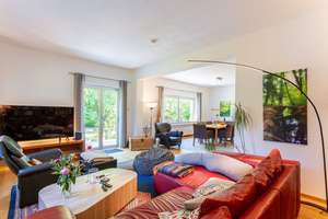 Einfamilienhaus im Bauhaus-Stil auf 963 m² Traumgrundstück – Köln-Brück – Die vollständige Adresse der Immobilie erhältst du vom Anbieter., 51109 Brück, Köln – Vorschaubild 2
