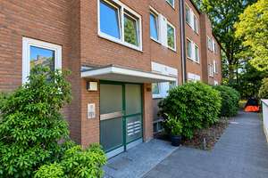 4-Zimmer-Wohnung mit Grünblick, Balkon und zusätzlichen Dachgeschossflächen – 40595 Garath, Düsseldorf – Vorschaubild 4