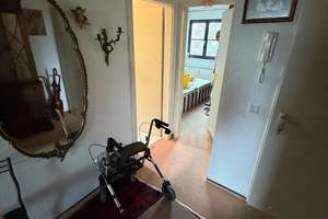 Helle 2-Zimmer Wohnung im 2. OG mit Balkon in Bilk