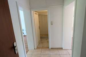 Lichtdurchflutet und zentral: Wohnung in Bonn-Beuel – Friedrich-Breuer-Straße 2, 53225 Beuel-Mitte, Bonn – Vorschaubild 3