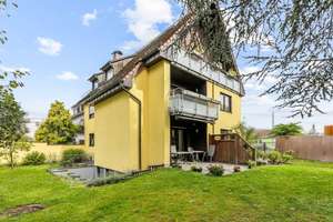 Großzügiges EFH mit Einliegerwohnung (diese ist vermietet) in gefragter Lage in Nürnberg-Schniegling – Die vollständige Adresse der Immobilie erhältst du vom Anbieter., 90427 Schniegling, Nürnberg – Vorschaubild 1