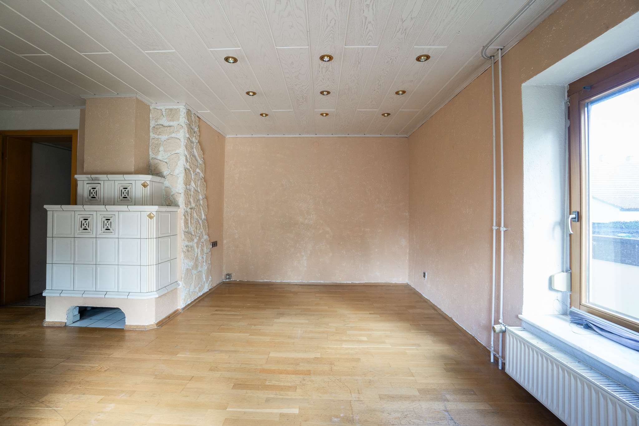 Immobilie in Sigmaringen - Bezahlbar wohnen, selbst gestalten – Doppelhaushälfte mit Garten und viel Potenzial - Bild 3