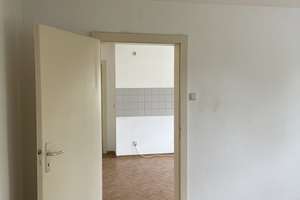 Schöne, kleine 1-Zimmer-Wohnung – Am Bienapfel 4, 95666 Mitterteich – Vorschaubild 2