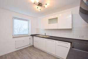 Modernisierte 4-Zimmer-Wohnung in Wolfsburg-Fallersleben! – Die vollständige Adresse der Immobilie erhältst du vom Anbieter., 38442 Fallersleben, Wolfsburg – Vorschaubild 4
