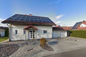 Einfamilienhaus mit Garage in Wutöschingen, 5,5 Zimmer, ab 1.7.2026 – Unter den Baumgärten 9, 79793 Wutöschingen – Vorschaubild 1