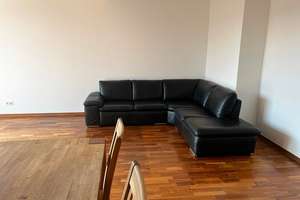 Helle 4,5 Zimmer-Penthaus-Wohnung miit Sonnenbalkon in Oberkassel/Lörick – Die vollständige Adresse der Immobilie erhältst du vom Anbieter., 40547 Lörick, Düsseldorf – Vorschaubild 2