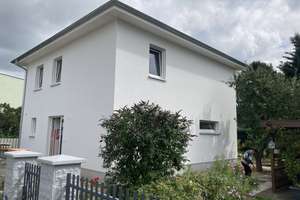 Günstiges, geräumiges und neuwertiges 5-Zimmer-Haus mit EBK in Fürstenwalde/Spree – Petersdorfer Straße 48a, 15517 Fürstenwalde/Spree – Vorschaubild 1