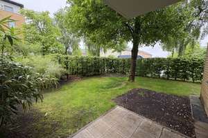 Viel Platz für kleine und große Wünsche! 3 Zimmer-Gartenwohnung   ** Provisionsfrei** – Lieselstraße 36c, 12524 Altglienicke, Berlin – Vorschaubild 1