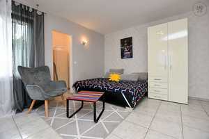 Wunderschöne Wohnung mit Terrasse in Stuttgart Kaltental – 70569 Stuttgart – Vorschaubild 2