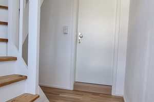 Erstbezug! Sehr schöne, helle und freundliche DG-Wohnung – Nürnberg – Vorschaubild 1