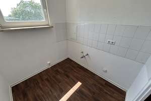 Gemütliche 2-Zimmer-Wohnung im Erdgeschoss mit Balkon! – Wolfenbütteler Straße 14, 38820 Halberstadt – Vorschaubild 4