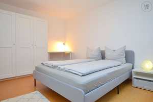 Modern möbliertes 2-Zimmer- Apartment mit WLAN direkt in der Altstadt von Nürnberg – Nürnberg – Vorschaubild 8