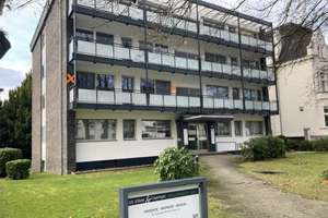 Stilvolle 2-Raum Singlewohnung mit gehobener Innenausstattung mit EBK in Krefeld