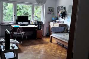 Whg in Mögeldorf mit 3,5 Zimmer EG (ca. 112 qm) zus. dir. verb. 1 Zimmer im Souterrain  (ca. 35 qm)  – Die vollständige Adresse der Immobilie erhältst du vom Anbieter., 90480 Schmausenbuckstraße, Nürnberg – Vorschaubild 9