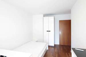 Puchheim/Bhf:  modern  renoviertes Familienreihenhaus: 6 Zimmer+3 Bäder+Gäste-WC+neue EBK+Parkett – Die vollständige Adresse der Immobilie erhältst du vom Anbieter., 82178 Puchheim – Vorschaubild 18