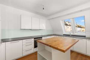 Altbaujuwel | Maisonette-Dachwohnung in Isar-Nähe – Die vollständige Adresse der Immobilie erhältst du vom Anbieter., 81541 Untere Au, München – Vorschaubild 11