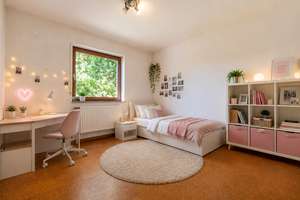 Großzügiges Haus mit uneinsehbarem
Garten im Rasteder Zentrum – Die vollständige Adresse der Immobilie erhältst du vom Anbieter., 26180 Rastede – Vorschaubild 7