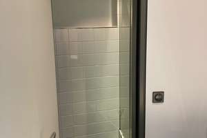 Schöne 2-Raum-Wohnung in Darmstadt-City, Hauptbad, Gäste-WC, Balkon, TG-Stellplatz, Aufzug – Karlstraße 45, 64287 Mitte, Darmstadt – Vorschaubild 7