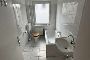   2-Zimmer-Dachgeschoss Wohnung in Wuppertal – Die vollständige Adresse der Immobilie erhältst du vom Anbieter., 42369 Ronsdorf, Wuppertal – Vorschaubild 4