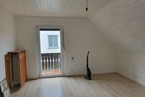 Sanierte 4-Zimmer-Hochparterre-Wohnung mit Balkon in Gottmadingen – 78244 Gottmadingen – Vorschaubild 8
