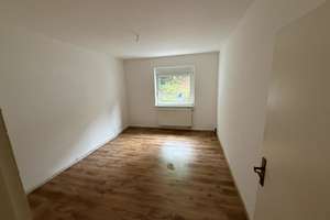 Helle 3,5-Zimmer-Wohnung mit Balkon und unverbaubarem Weitblick über Wuppertal – Bogenstrasse 32, 42283 Barmen, Wuppertal – Vorschaubild 4