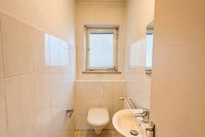 MH Immobilien - Attraktives Zweifamilienhaus - Kapitalanlage oder Eigennutz- Fernwärme möglich! – Die vollständige Adresse der Immobilie erhältst du vom Anbieter., 84424 Isen – Vorschaubild 26