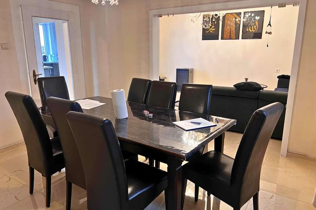 Immobilie in Eisenberg (Pfalz) - ** Bezugsfertiges Haus für die große Familie – Kein Renovierungsaufwand ** - Bild 3