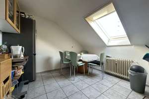 4-Zimmer-Dachgeschosswohnung in Plochingen, Bestlage, zu verkaufen... – Urbanstraße 38, 73207 Plochingen – Vorschaubild 7