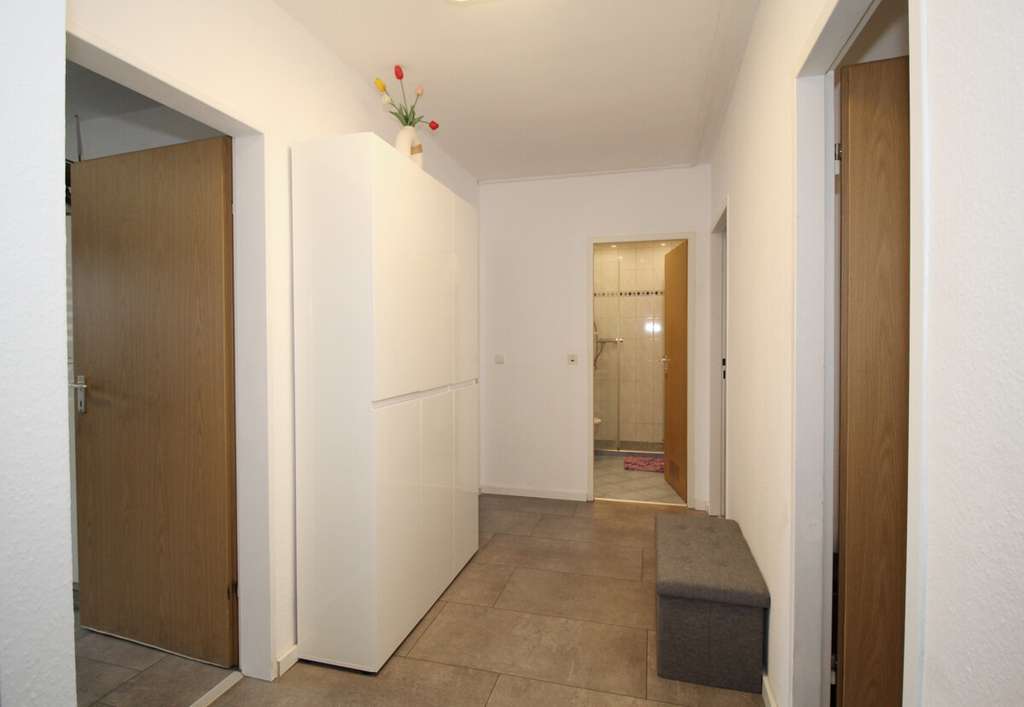 Immobilie in Niedernhausen - Attraktive 3 Zimmer ETW mit Loggia und Stellplatz - Bild 2