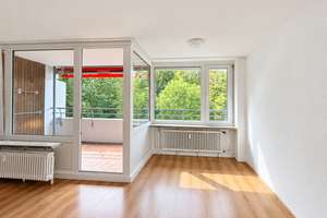 Großzügig wohnen über den Baumwipfeln – Balkon, Einbauküche & Aufzug – 70599 Asemwald, Stuttgart – Vorschaubild 2