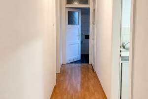 **SENKELBACH** Helle und gepflegte 4 ZKB- Wohnung im stilvollem Gebäude Nähe Arbeitsamt – Wertachstraße 19, 86153 Rechts der Wertach, Augsburg – Vorschaubild 19