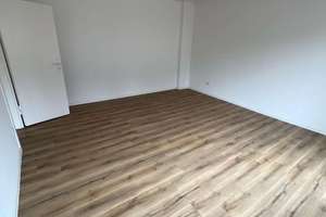 Helle ca. 47,84 m² Wohnung im 3. OG – ideal als erste eigene Wohnung oder Kapitalanlage – Die vollständige Adresse der Immobilie erhältst du vom Anbieter., 42283 Barmen, Wuppertal – Vorschaubild 2