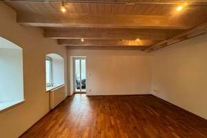 Saniertes 5-Zimmer-Einfamilienhaus mit gehobener Innenausstattung und EBK in Nittendorf – Nürnbergerstraße 8, 93152 Nittendorf – Vorschaubild 4