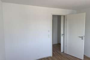 2x Erstbezug | Sonnige 3,5-Zimmer Wohnung | Einbauküche | Balkon | Einzelgarage | KFW55 | ER-Zentrum – Anton-Bruckner-Straße 8, 91052 Röthelheim, Erlangen – Vorschaubild 20