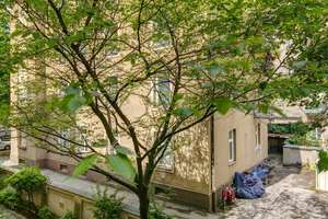 Helle 2-Zimmer Wohnung im 1. OG in München-Neuhausen