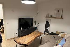 2 Zimmer Wohnung fussläufig zu Uni Hohenheim, ÖPNV und Blick ins Grüne – Die vollständige Adresse der Immobilie erhältst du vom Anbieter., 70599 Birkach-Süd, Stuttgart – Vorschaubild 3