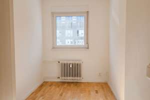 Gepflegte 2,5-Zimmer-Eigentumswohnung mit Balkon in Berlin-Wilmersdorf – Bundesallee 190 / 191, 10717 Wilmersdorf, Berlin – Vorschaubild 5