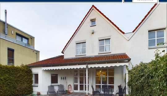 Bild von Ansprechendes Reihenendhaus mit Garage und Garten in begehrter Lage von Kirchrode
