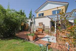 Modernes Einfamilienhaus mit direktem Wasserzugang und Bootsanleger, Bj. 2013, .143 m² WF – Berlin – Vorschaubild 1