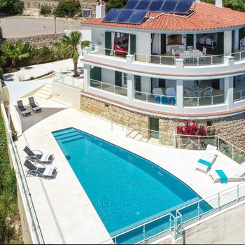 Atemberaubendes Haus mit Panoramablick aufs Meer in Santo Tomás mit touristischer Lizenz