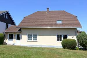 Qualität und Wohnkomfort – Wohnhaus mit 2 Einheiten und grünem Refugium! – Fichtenstraße 11, 55624 Rhaunen – Vorschaubild 13
